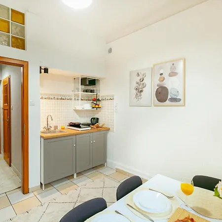 Aleje Jerozolimskie 42 - Parking Free - Better Apartment Warschau