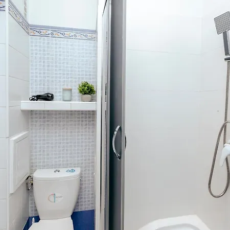 Aleje Jerozolimskie 42 - Parking Free - Better