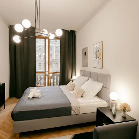Aleje Jerozolimskie 42 - Parking Free - Better Apartment *