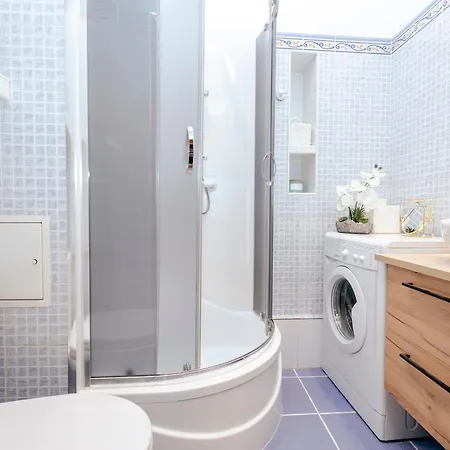 Apartment Aleje Jerozolimskie 42 - Parking Free - Better Warsaw