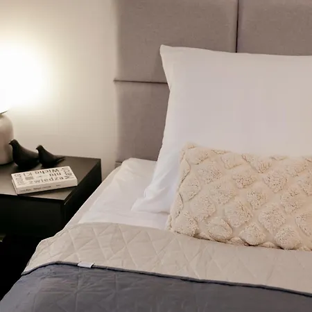 Aleje Jerozolimskie 42 - Parking Free - Better