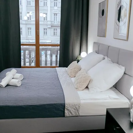 Aleje Jerozolimskie 42 - Parking Free - Better