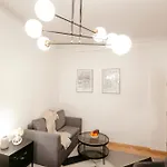 Aleje Jerozolimskie 42 - Parking Free - Better Apartman *